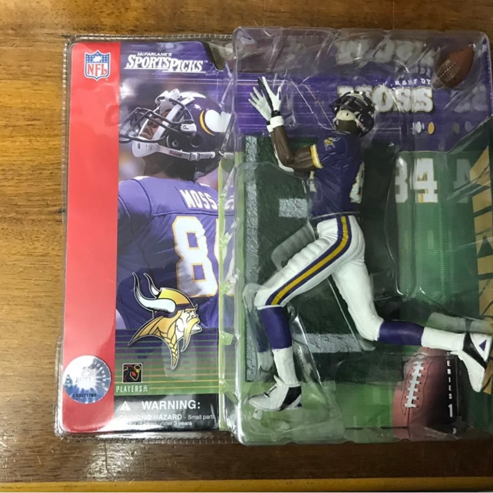 NFL SportsPicks Randy Moss Figure